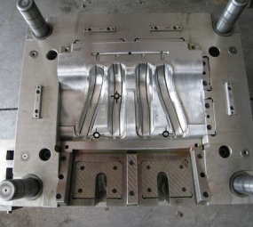 GIA CÔNG KHUÔN MẪU